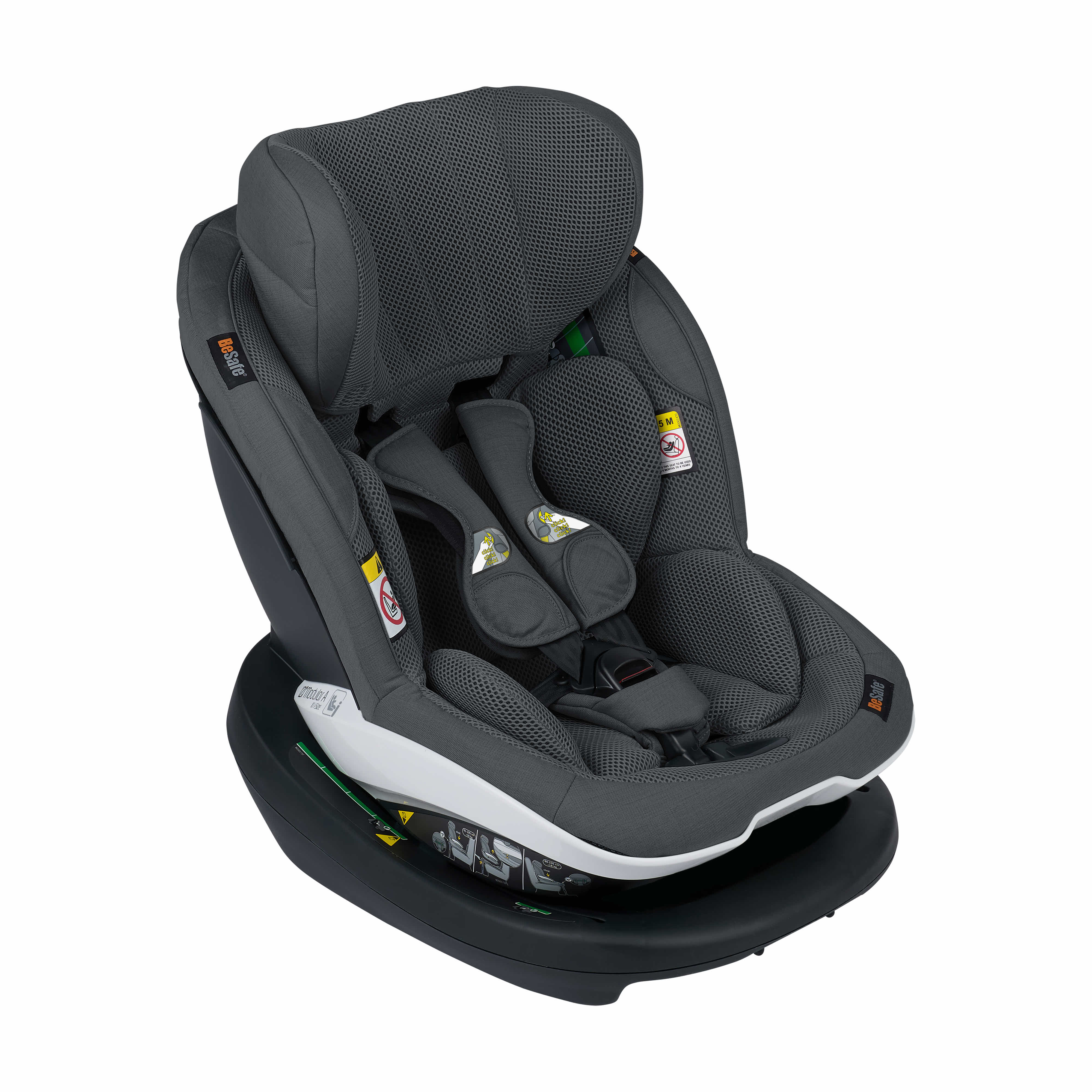 The rear and forward facing toddler seat that features the Active Retract Harness which helps parents with buckling up. BeSafe